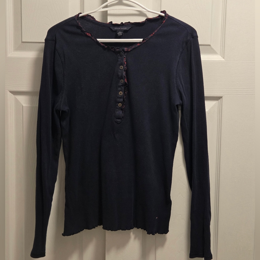 (5/$25) Tommy Hilfiger Dark Blue Long Sleeve Top with Floral Accents Size Medium